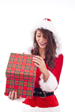 Santa夫人打開一個(gè)禮品盒