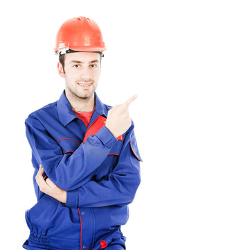 一名男性建筑工人