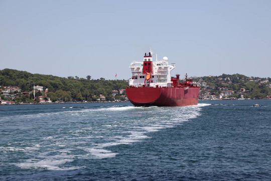 貨船在Bosphorus；伊斯坦布爾
