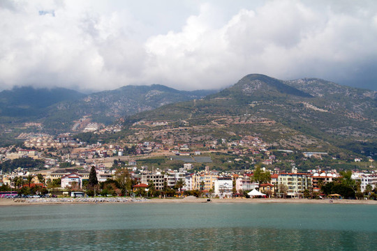 阿拉尼亞市山；海岸；土耳其