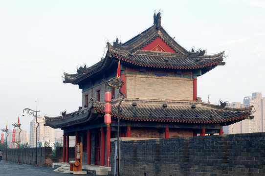 西安；中國