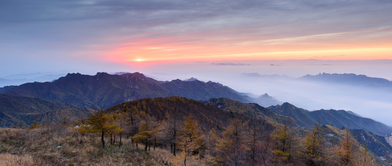 河北省承德霧靈山秋色夕陽
