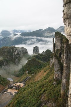 懸崖峭壁