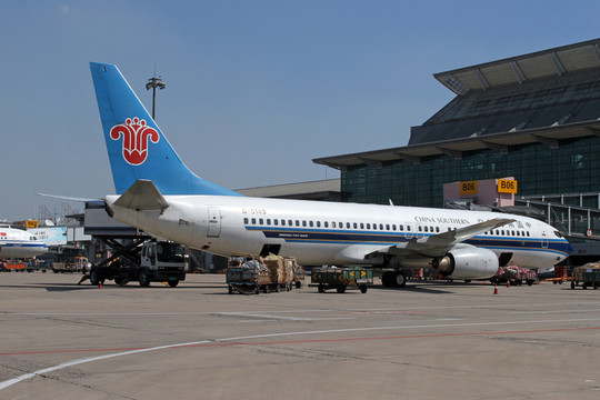 機場地面保障 南航飛機
