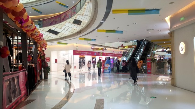 超市過道 商業(yè)中心