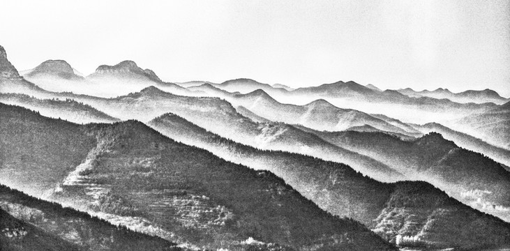 水墨山巒