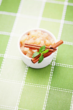 蘋(píng)果和肉桂