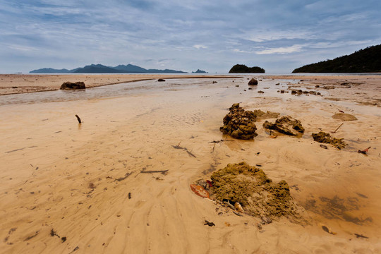 巖和Beach