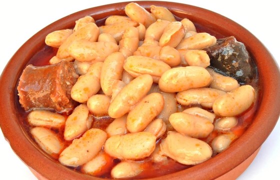 典型的Asturian菜