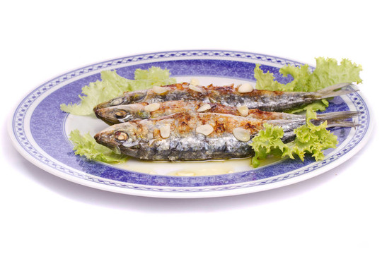 美味的烤沙丁油魚