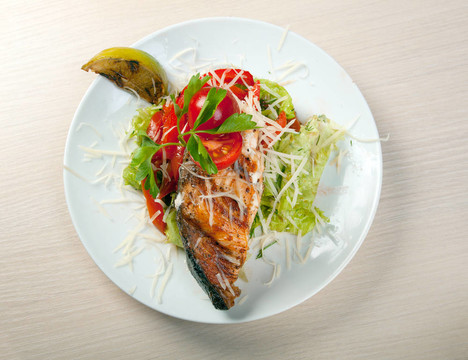 烤鮭魚排