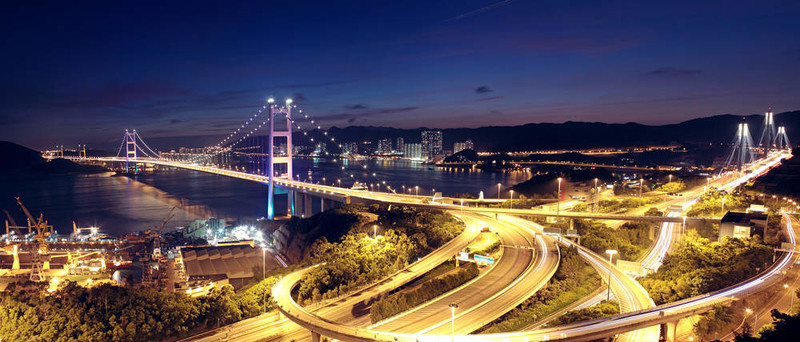 夜間公路橋