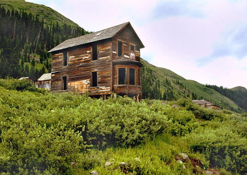 鬼鎮(zhèn)廢棄房屋