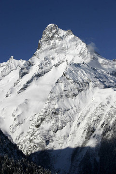 冬季雪山滑雪旅游勝地；高加索；俄羅斯