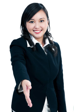 漂亮的女商人提供的握手