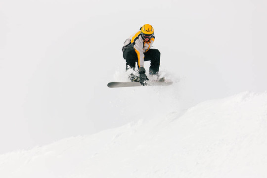 滑雪跳躍