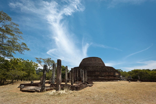 古代的佛教舍利塔（笨蛋）Pabula Vihara