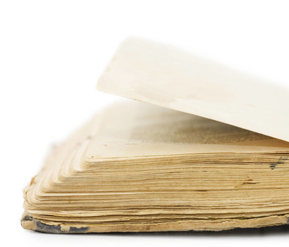 白書上的那本書