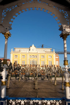 廣場在Portugalete；Bizkaia；西班牙