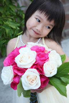 可愛的女孩與Flowers