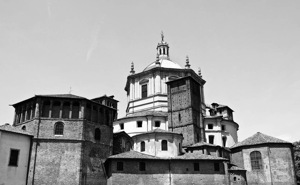 Sant Eustorgio教堂；米蘭