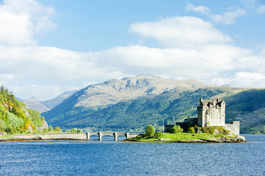 艾琳朵南堡；Loch Duich；蘇格蘭