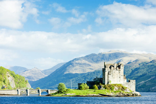 艾琳朵南堡；Loch Duich；蘇格蘭