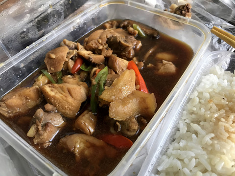 黃燜雞米飯