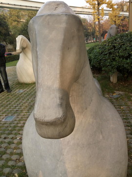 雕刻馬