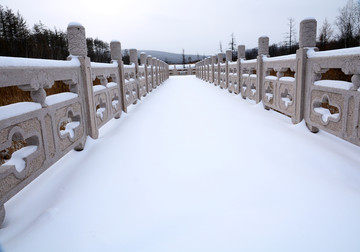 冬天的石橋