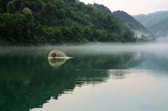 小東江 晨霧 撒網(wǎng)