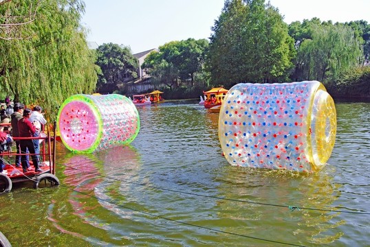 水上步行球 兒童樂園