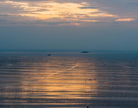 海面日出