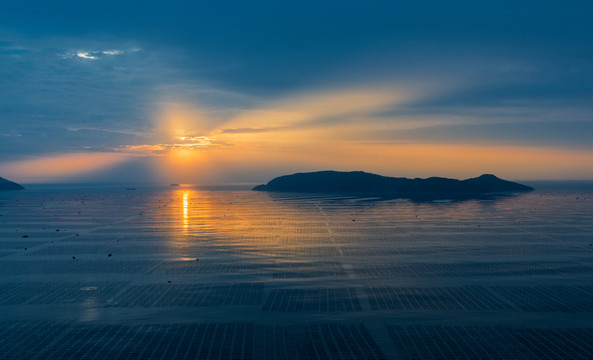 大海日出
