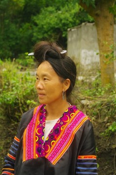 一個苗族在AR的女人肖像