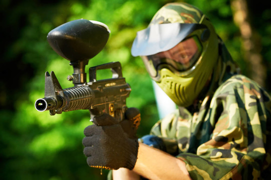 彩彈射擊運動員