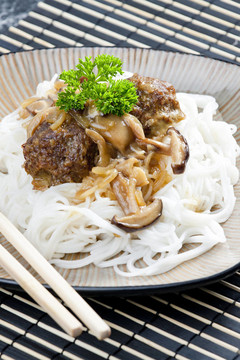 香菇肉末丸子