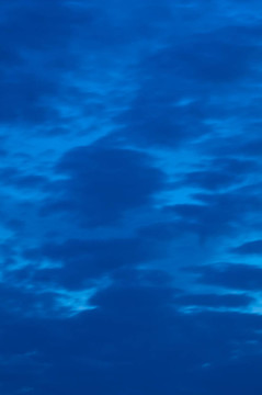 藍(lán)色的夜空