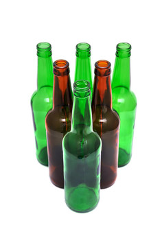 色的啤酒瓶