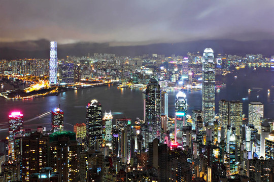 香港的夜晚?yè)頂D的建筑