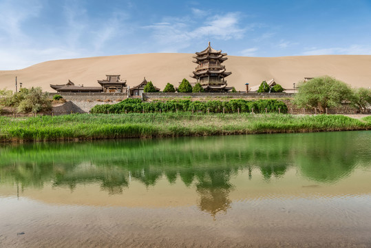 敦煌月牙泉古建筑