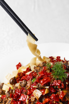 雞肉皮帶面