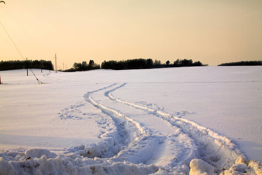在雪的痕跡