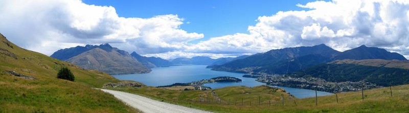 皇后鎮(zhèn)和瓦卡蒂普湖的全景；新西蘭