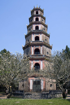天姥寺；色調(diào)