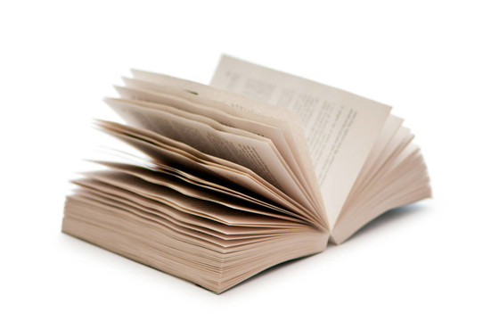白色開放式書
