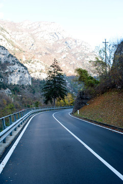 瀝青路