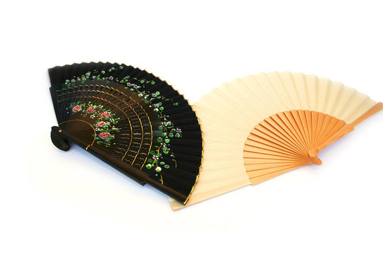 兩個(gè)風(fēng)扇