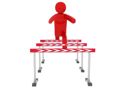 紅男人跳過障礙-社會主題