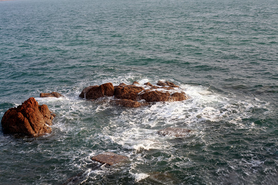 海邊礁石